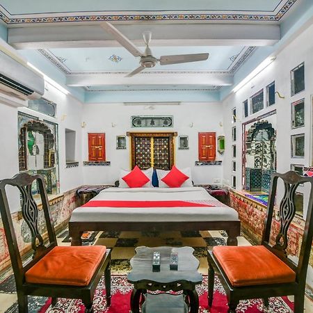 Shree Jagdish Mahal Heritage Hotel Udajpur Zewnętrze zdjęcie