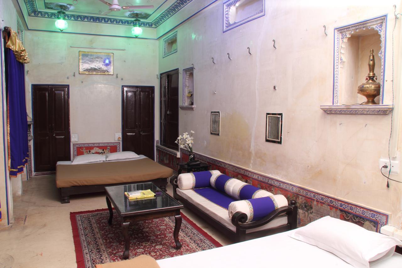 Shree Jagdish Mahal Heritage Hotel Udajpur Zewnętrze zdjęcie