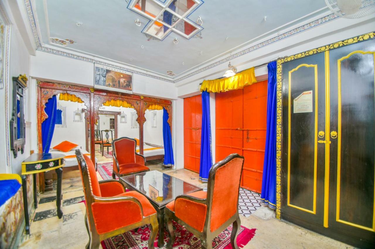 Shree Jagdish Mahal Heritage Hotel Udajpur Zewnętrze zdjęcie