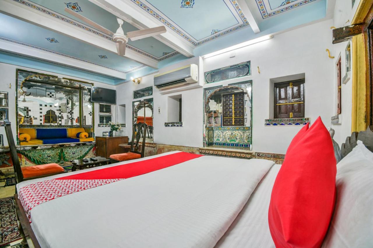 Shree Jagdish Mahal Heritage Hotel Udajpur Zewnętrze zdjęcie
